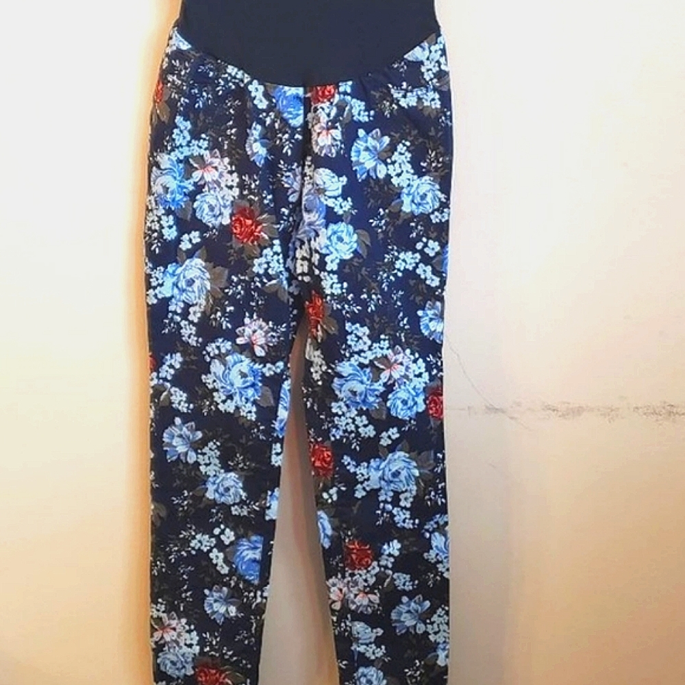 Motherhood Maternity Navy Floral Jeggings. Size Small. Full panel